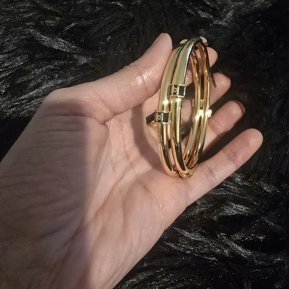 Chic Gold Bangle Bracelet Duo - Picture 5 of 12